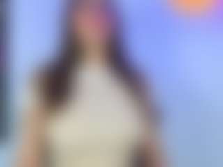 Live cam show with Oriana - Skinny on Milf Play