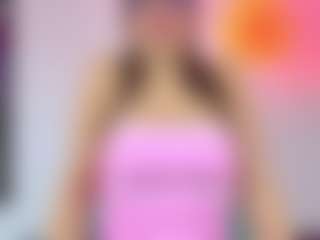 Live cam show with Oriana - Blonde Hair on sexylive.show