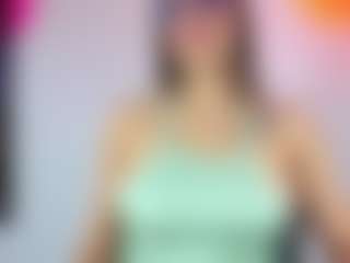 Live cam show with Oriana - Striptease MILF on camwithhim.com
