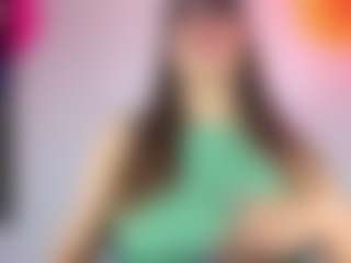 Live cam show with Oriana - Handjob on live.xheat.ai