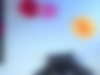 Oriana MILF webcam performer live streaming