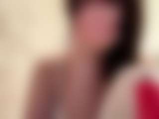 Live cam show with Jasmine - Facial Piercings on live18s.com