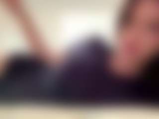 Live cam show with Jasmine - Facial Piercings on PervPlay.com