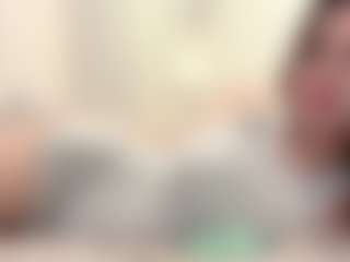 Live cam show with Jasmine - Blue Eyes on madthumbs