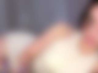 Live cam show with Jasmine - College MILF on CamwithHer