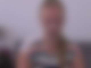 Live cam show with RoseAmazing - Body Massage on Mixed Magazine Live
