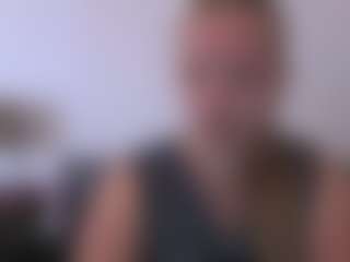 Live cam show with RoseAmazing - Strip Blonde Hair on Dolls Live