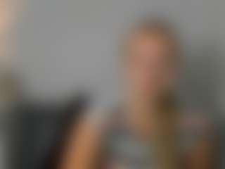Live cam show with RoseAmazing - Blonde Hair MILF on camwithhim.com