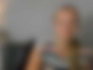 Live cam show with RoseAmazing - Blue Eyes on Streamer API