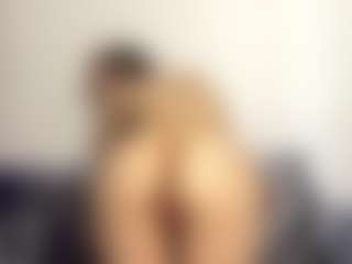 Live cam show with TamieDerosia - Body Massage on Camsoda