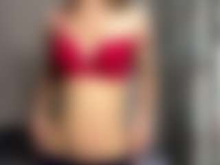 Live cam show with TamieDerosia - Body Massage on Camsoda