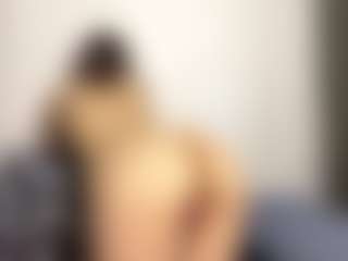 Live cam show with TamieDerosia - College on Camsoda