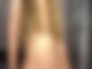 TamieDerosia's Live Sex Cam Show
