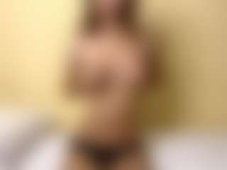 TamieDerosia's Live Sex Cam Show