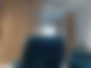 Tiny-Blush's Live Sex Cam Show