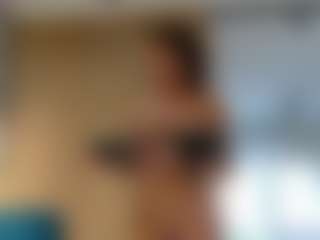 Tiny-Blush's Live Sex Cam Show