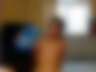 Tiny-Blush's Live Sex Cam Show
