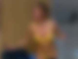 Live cam show with Tiny-Blush - Athletic Brown Eyes on sexylive.show
