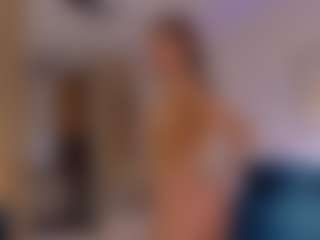 Live cam show with Tiny-Blush - Raven Hair on Camsoda