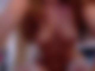 Live cam show with Tiny-Blush - Teen (18+) on Camsoda