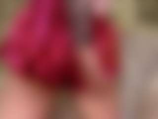 Live cam show with Mia - Eating Pussy on Fling VIP Chat