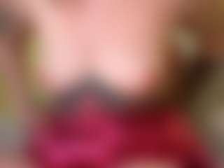 Mia's Live Sex Cam Show