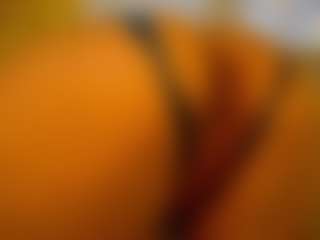 Live cam show with Mia - Nipple Piercings on crypto-cams