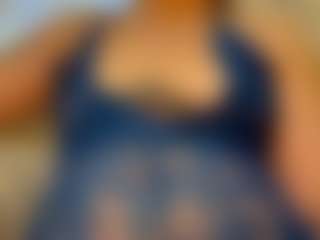Live cam show with Mia - Eating Pussy on crypto-cams
