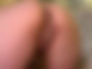 Live cam show with Mia - Facial on EXY