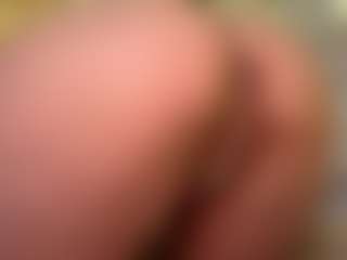 Live cam show with Mia - Facial on Stripli.com