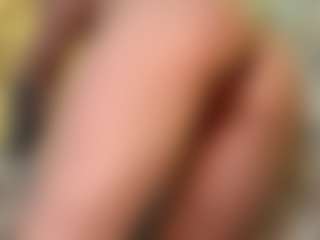 Live cam show with Mia - Grey on SxyPornLive