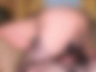 Live cam show with Mia - Grey on sexylive.show