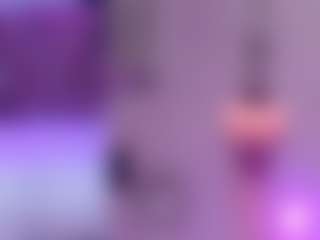 Live cam show with AriHale - Middle Aged on SquirtSoMuch