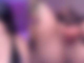 AriHale's Live Sex Cam Show