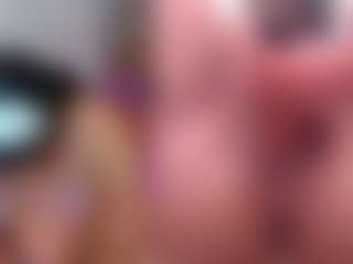 Live cam show with AriHale - Average on Latina Girls