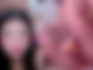 Live cam show with AriHale - Cute on Camiplay Live