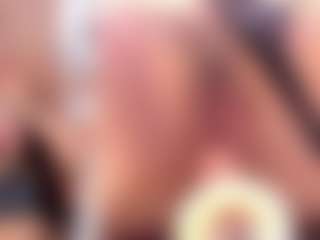 Live cam show with AriHale - Average on Camsoda