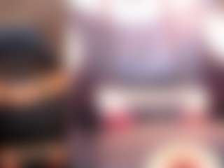 Live cam show with AriHale - Average on Cam Slut