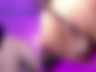 AriHale's Live Sex Cam Show