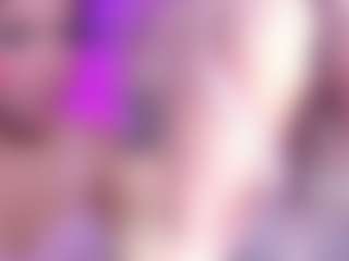 Live cam show with AriHale - Middle Aged on Camsoda