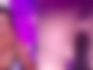 Live cam show with AriHale - Amateur on Camsoda