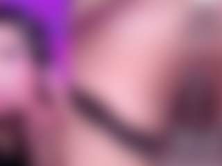AriHale's Live Sex Cam Show
