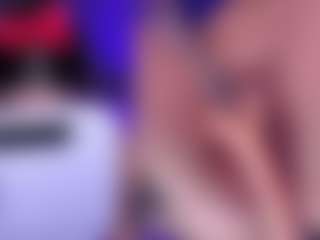 AriHale's Live Sex Cam Show
