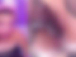 Live cam show with AriHale - Cute on CamClone