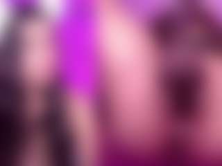 Live cam show with AriHale - Redbone on chickslive.net