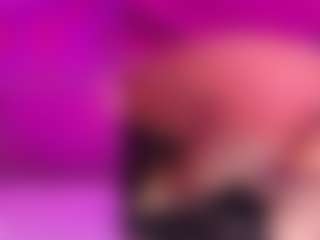 AriHale's Live Sex Cam Show