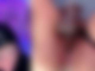AriHale's Live Sex Cam Show