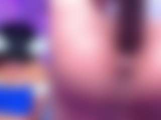 AriHale's Live Sex Cam Show