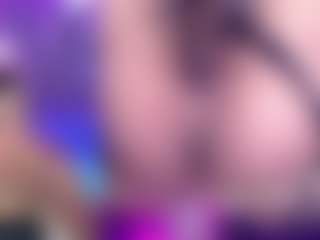 AriHale's Live Sex Cam Show
