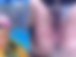Live cam show with AriHale - Dirty on Camsoda